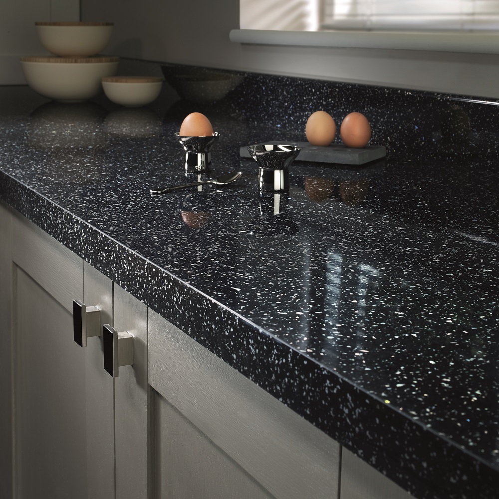 Bushboard_Omega_Strass_Noir_worktop